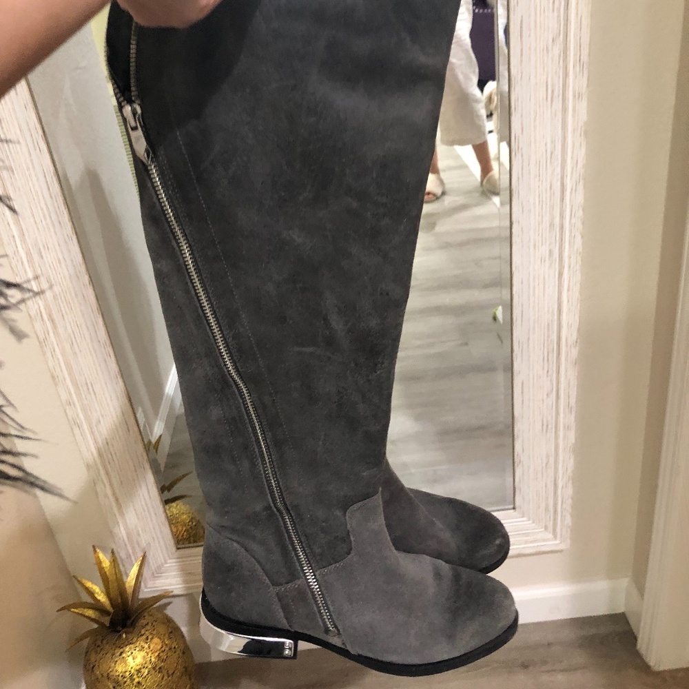 Gray suede boot